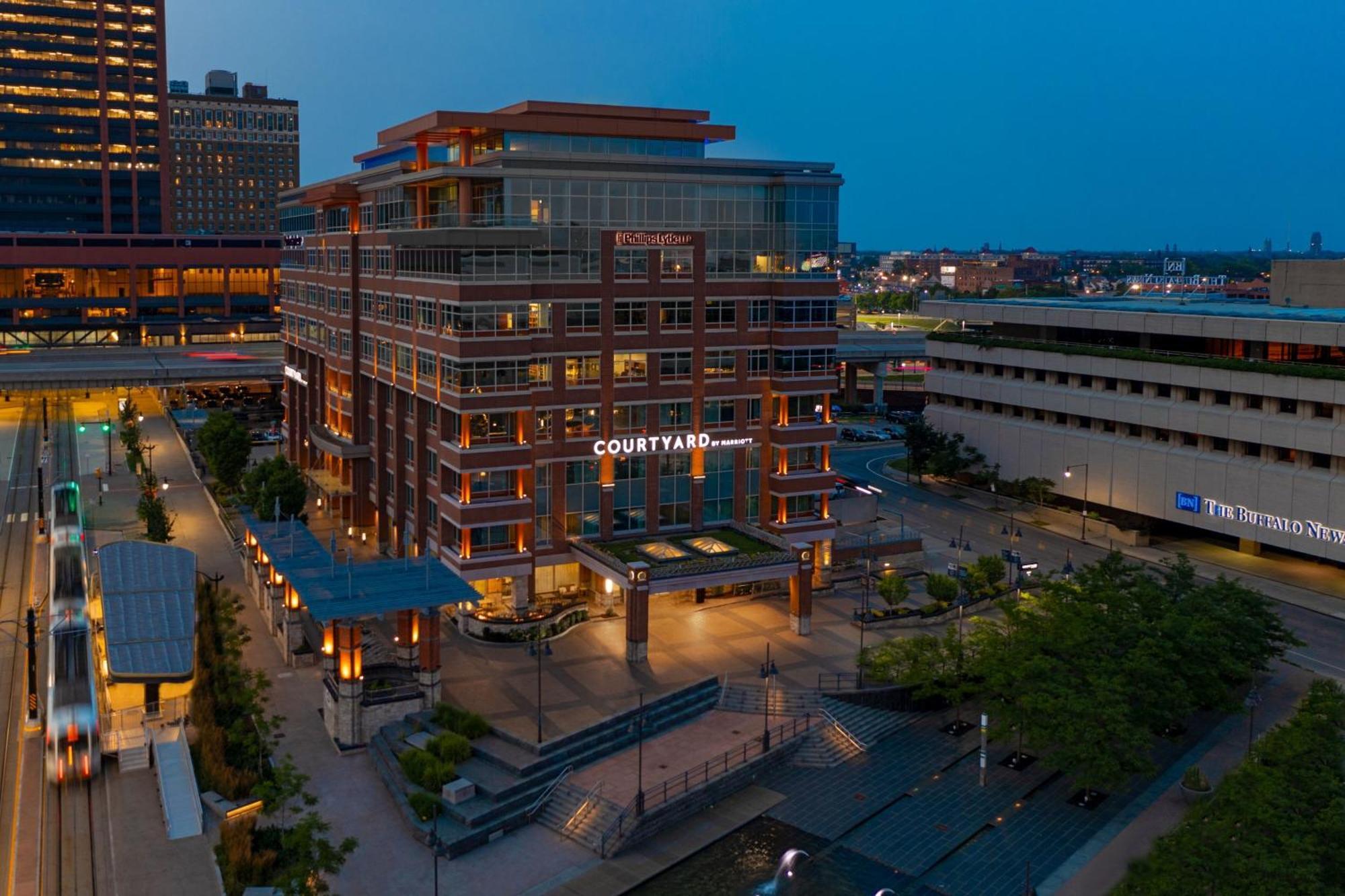 Courtyard By Marriott Buffalo Downtown/Canalside Exterior foto