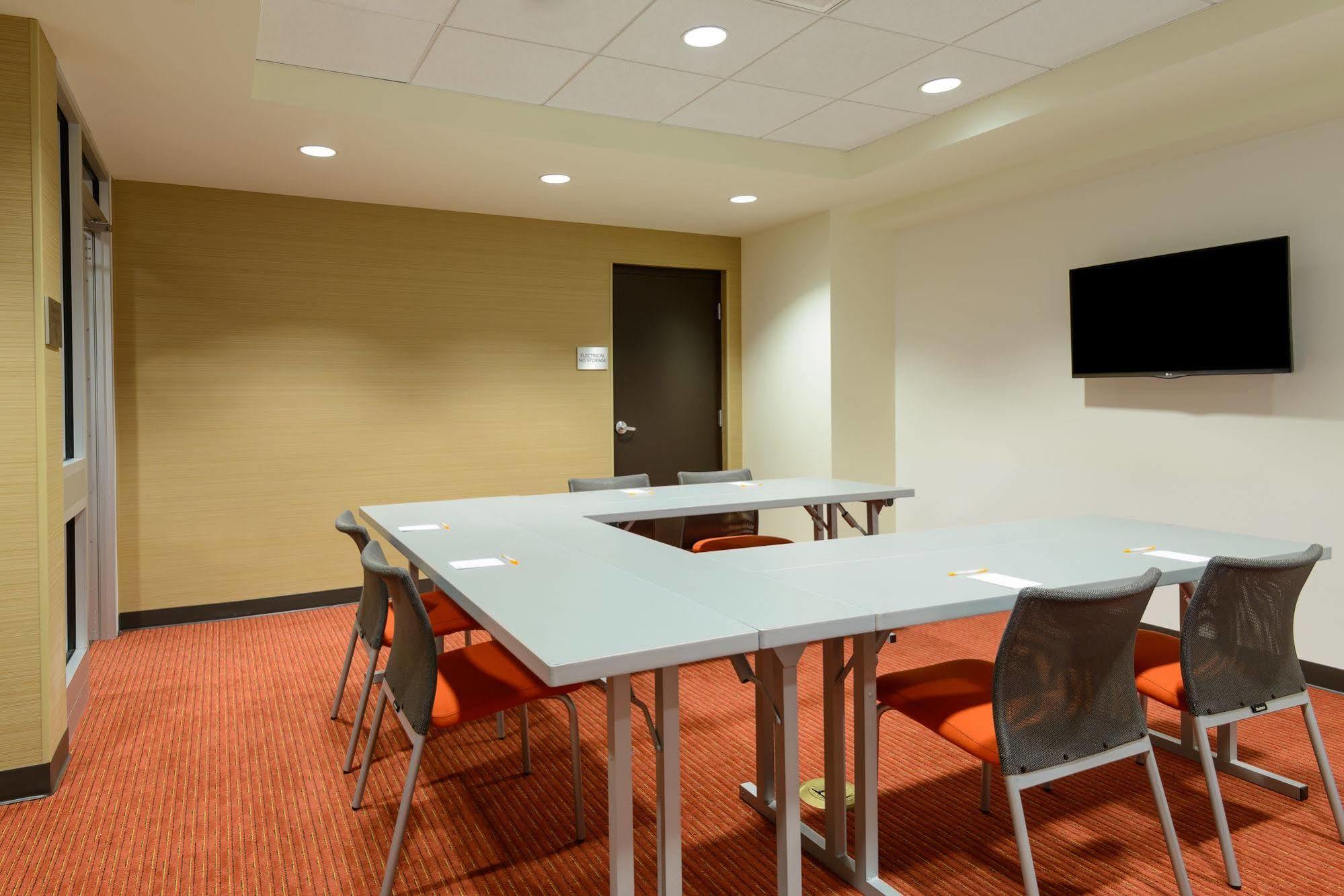 Courtyard By Marriott Buffalo Downtown/Canalside Exterior foto